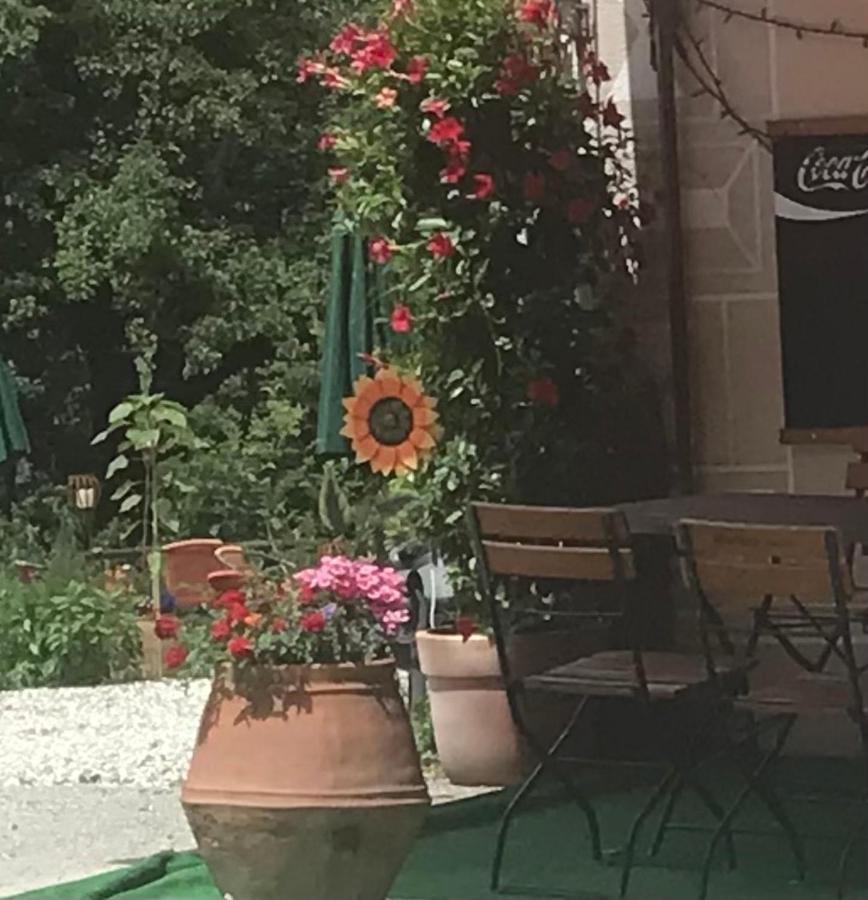 Ustria Crusch Alva Bed & Breakfast Tavanasa Exterior photo