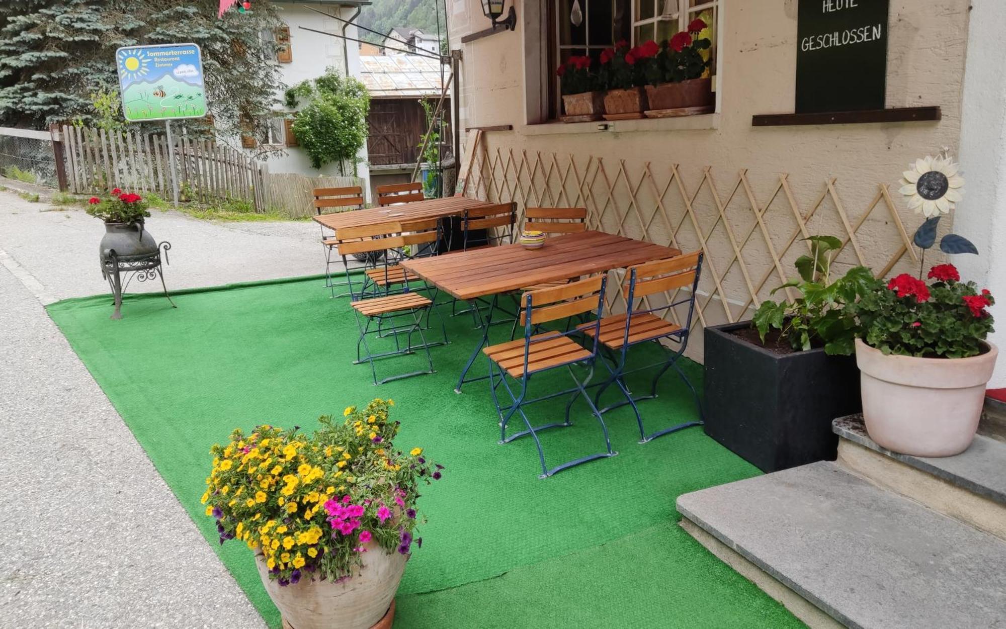 Ustria Crusch Alva Bed & Breakfast Tavanasa Exterior photo