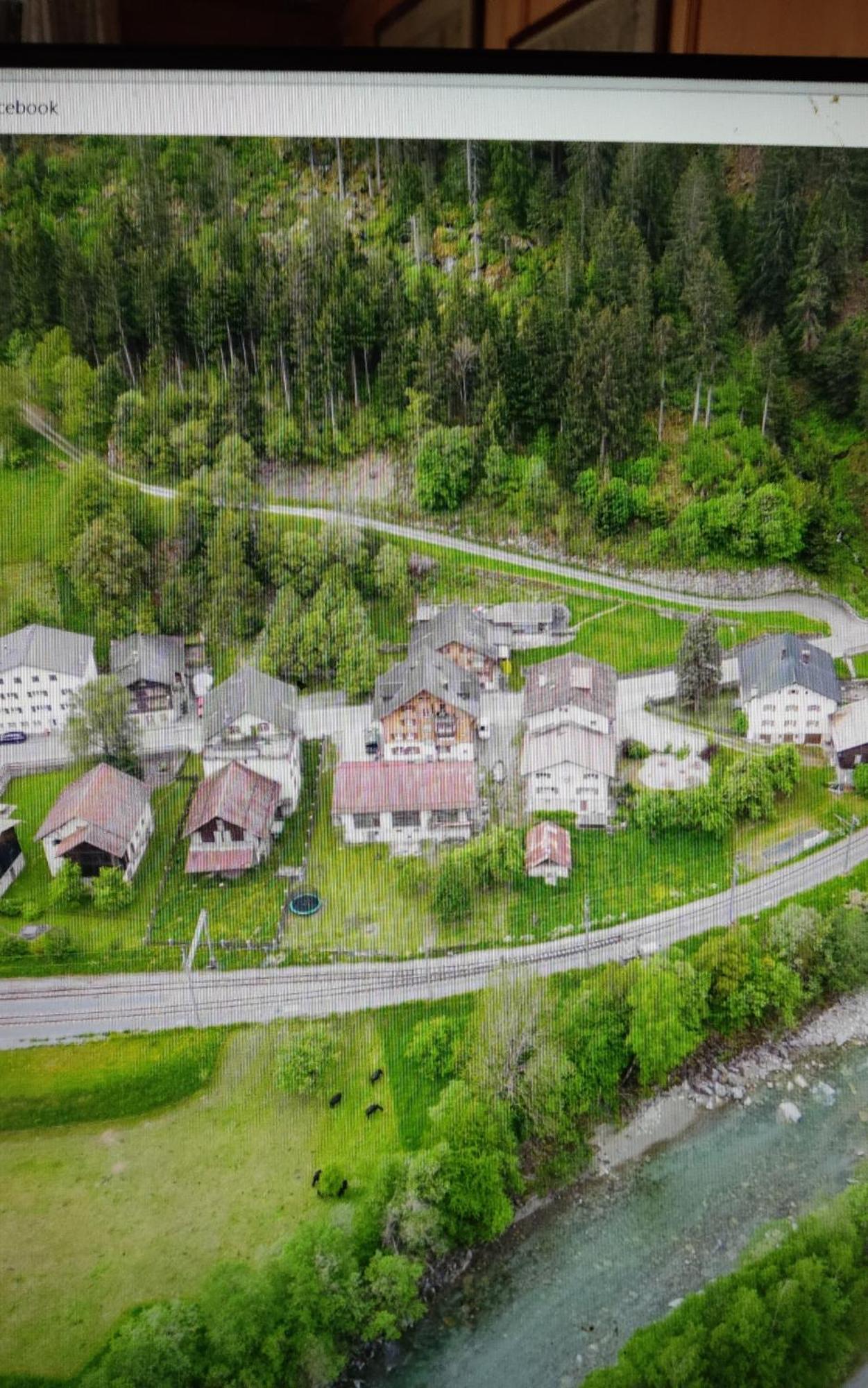 Ustria Crusch Alva Bed & Breakfast Tavanasa Exterior photo